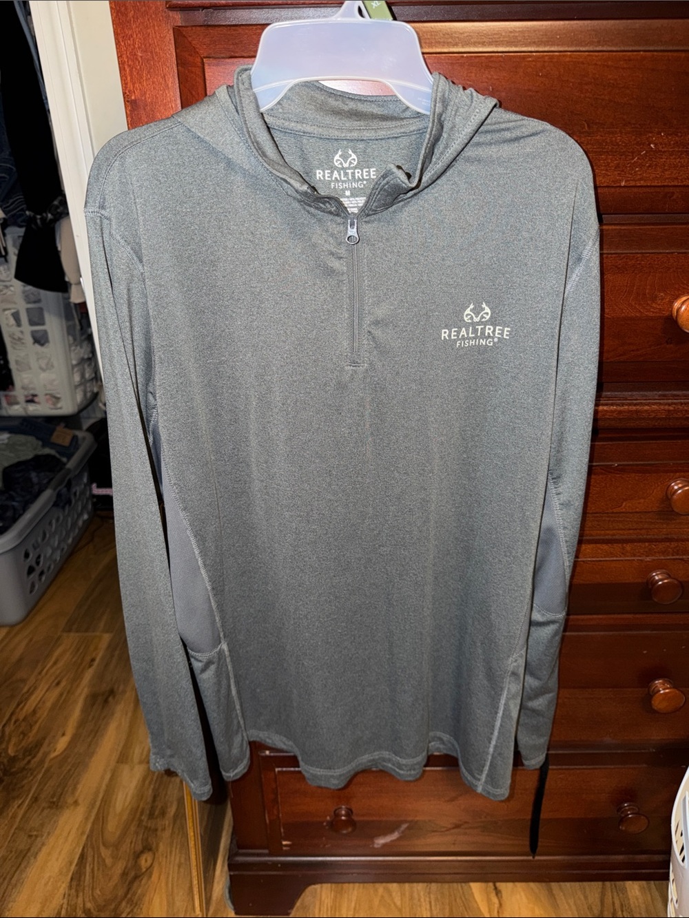 Realtree Men's Gray Hooded Performance Quarter-Zip